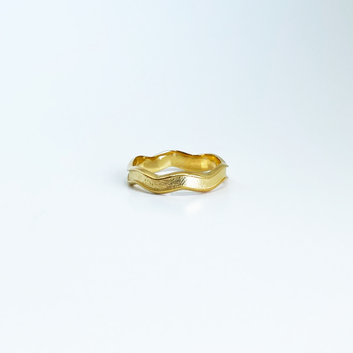 Wavy Ring